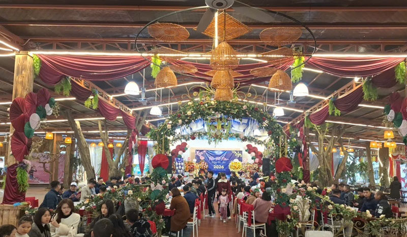 Tổ chức tại nhà hàng Vườn Xưa